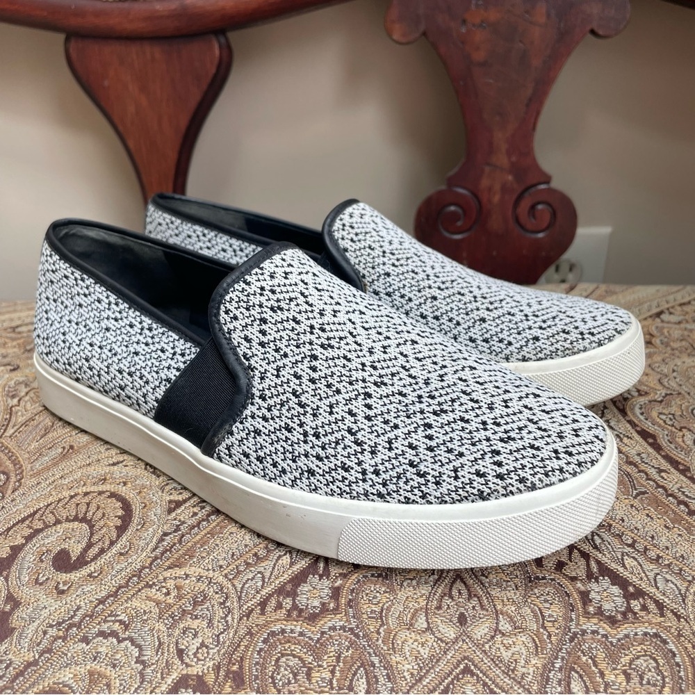 Vince Blair Black & White Pattern Slip On Sneakers Cushioned Comfort Size 7.5 - Picture 5 of 15